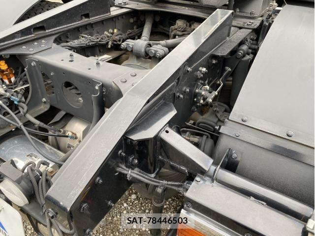 Mitsubishi GREAT 2021-09 7458179-15