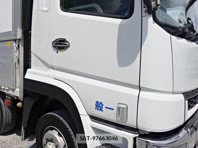 Mitsubishi GREAT 2019-04 7458178-4