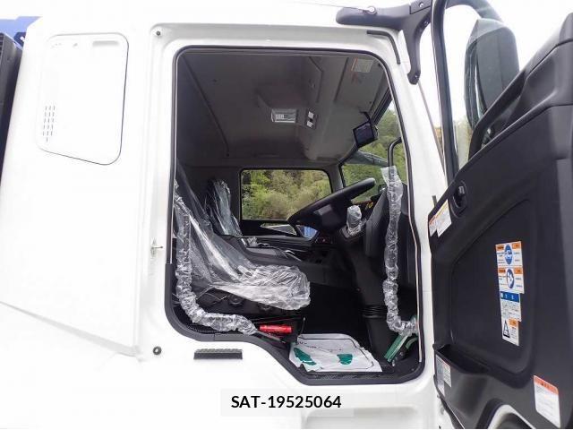 Mitsubishi GREAT 2026-03 7510168-19