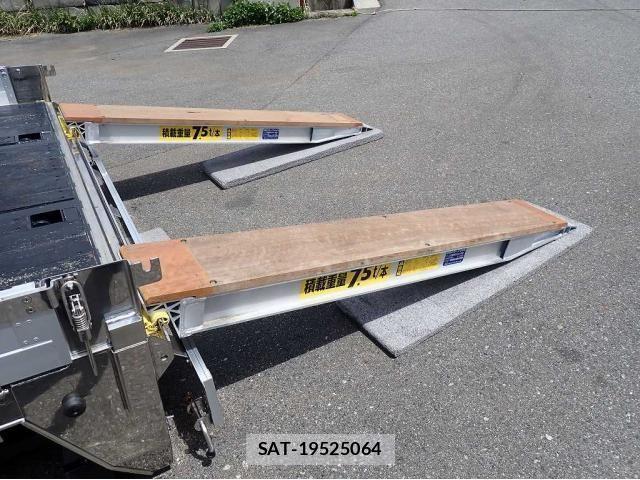 Mitsubishi GREAT 2026-03 7510168-8