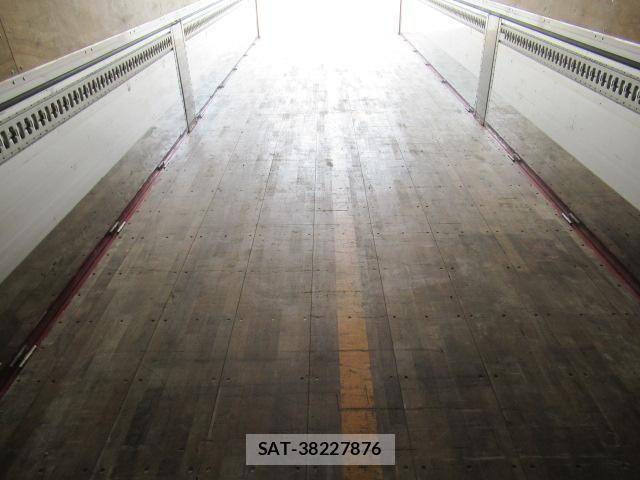 Mitsubishi GREAT 2021-05 7510178-19