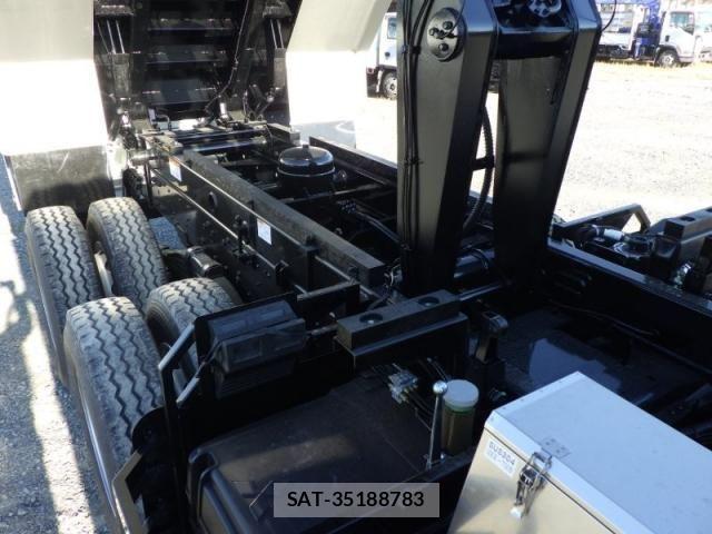 Mitsubishi GREAT 2025-09 7503102-22