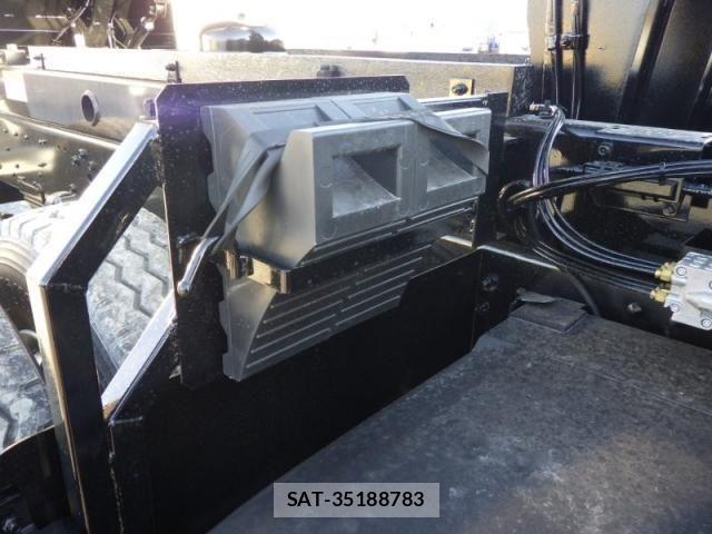 Mitsubishi GREAT 2025-09 7503102-29