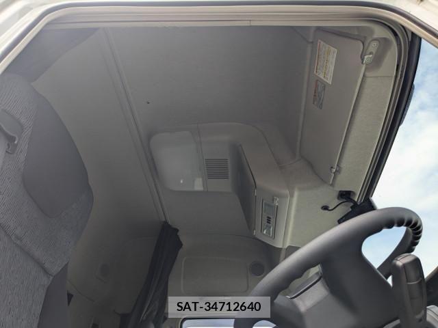 Mitsubishi GREAT 2024-05 7503108-8