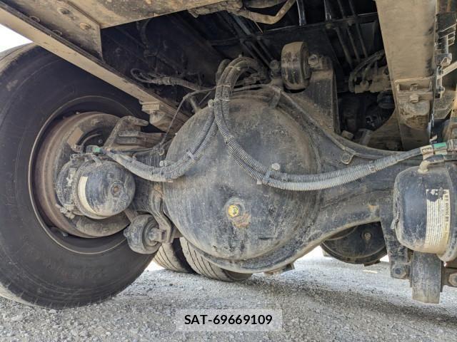 Mitsubishi GREAT 2024-09 7503104-22