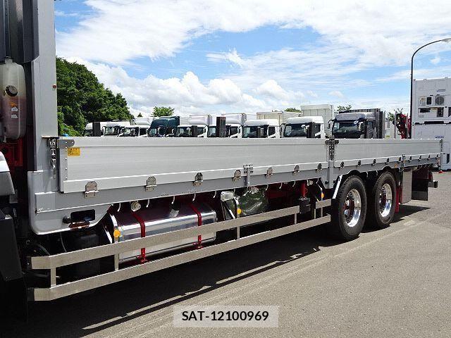 Mitsubishi GREAT 2020-03 7562931-10