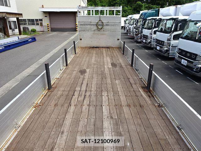 Mitsubishi GREAT 2020-03 7562931-12