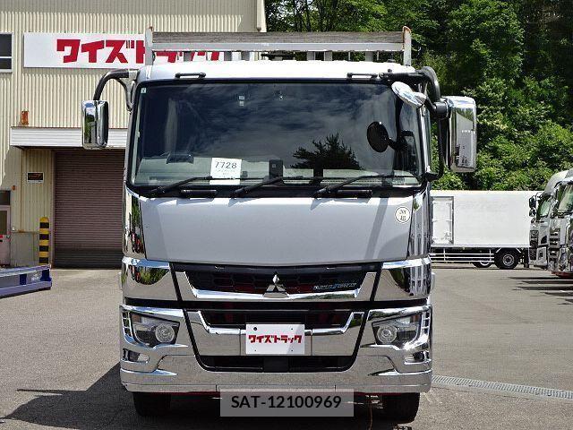 Mitsubishi GREAT 2020-03 7562931-1