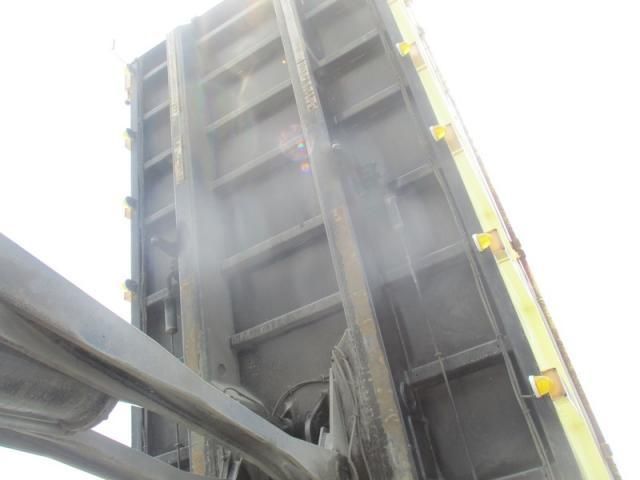 Mitsubishi GREAT 2021-06 7606997-24