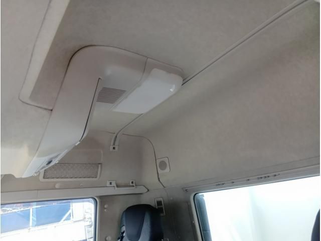 Mitsubishi GREAT 2021-01 7606998-23