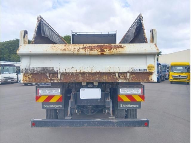 Mitsubishi GREAT 2021-01 7606998-3