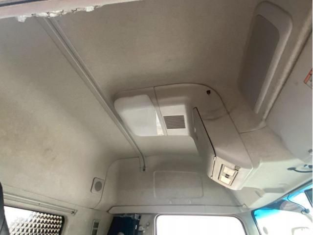 Mitsubishi GREAT 2016-06 7607004-21