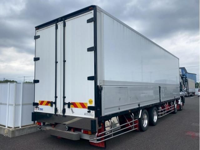 Mitsubishi GREAT 2016-06 7607004-3