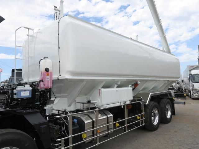 Mitsubishi GREAT 2026-03 7606993-6