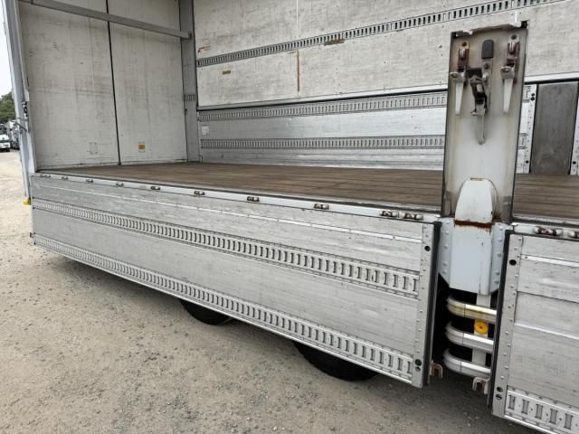 Mitsubishi GREAT 2012-12 7607024-24