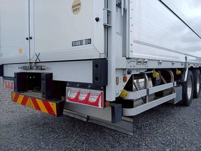 Mitsubishi GREAT 2019-02 7607016-10