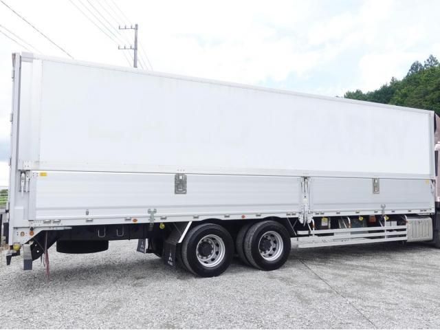 Mitsubishi GREAT 2017-08 7607001-8