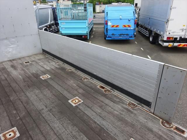 Mitsubishi GREAT 2017-07 7710510-18
