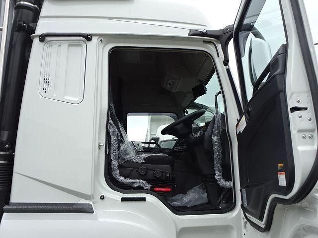 Mitsubishi GREAT 2026-02 7710496-25