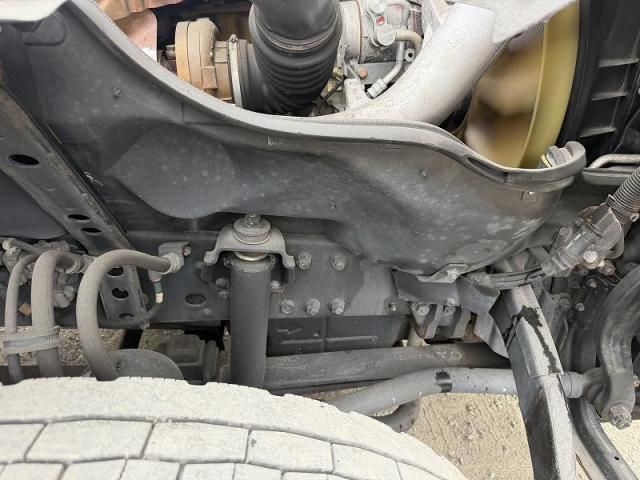 Mitsubishi GREAT 2021-09 7710525-27