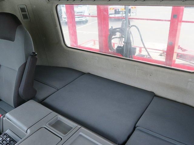 Mitsubishi GREAT 2017-03 7710511-22