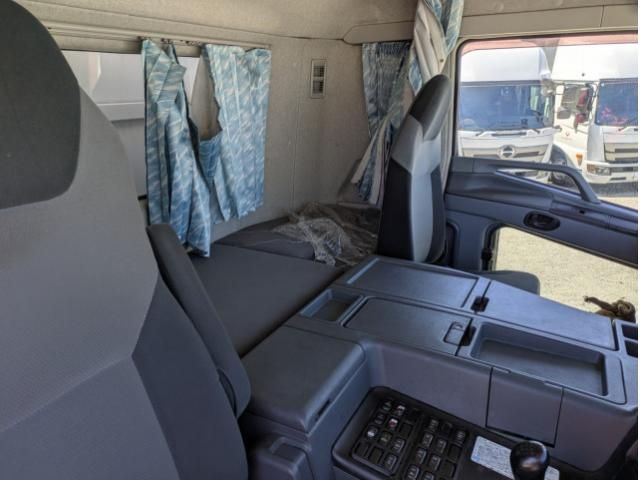 Mitsubishi GREAT 2018-02 7710512-22
