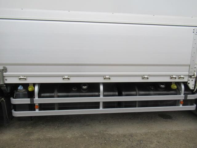 Mitsubishi GREAT 2017-03 7710535-29