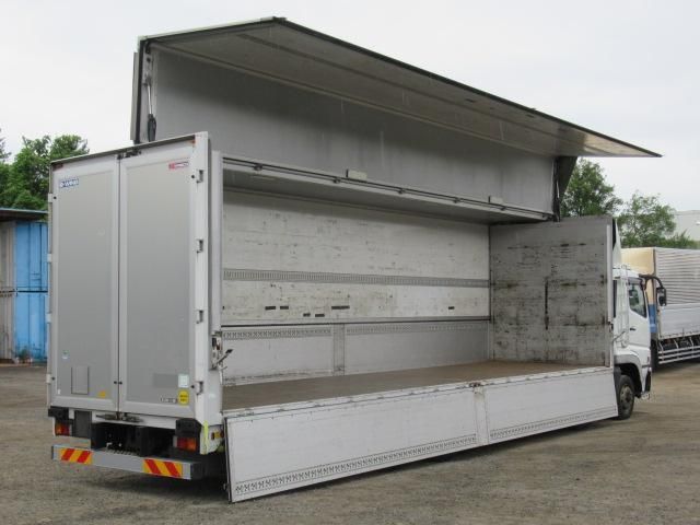 Mitsubishi GREAT 2017-03 7710535-6