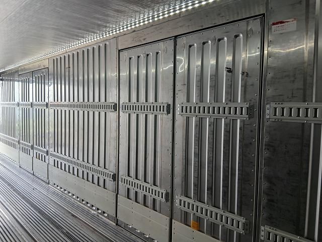 Mitsubishi GREAT 2021-04 7710506-23