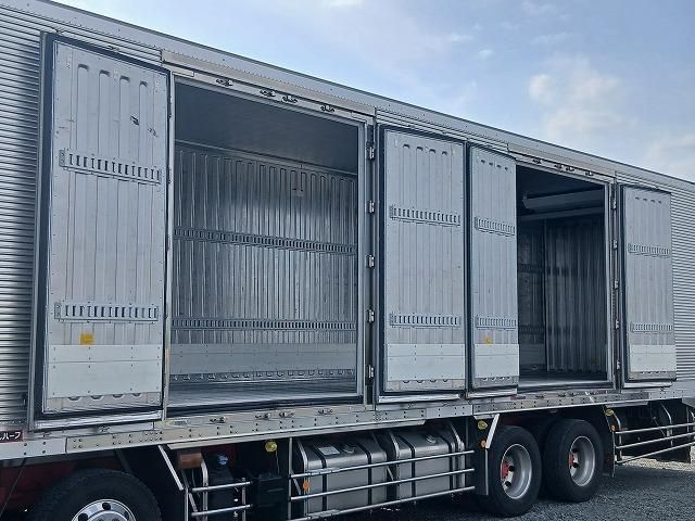 Mitsubishi GREAT 2021-04 7710506-8