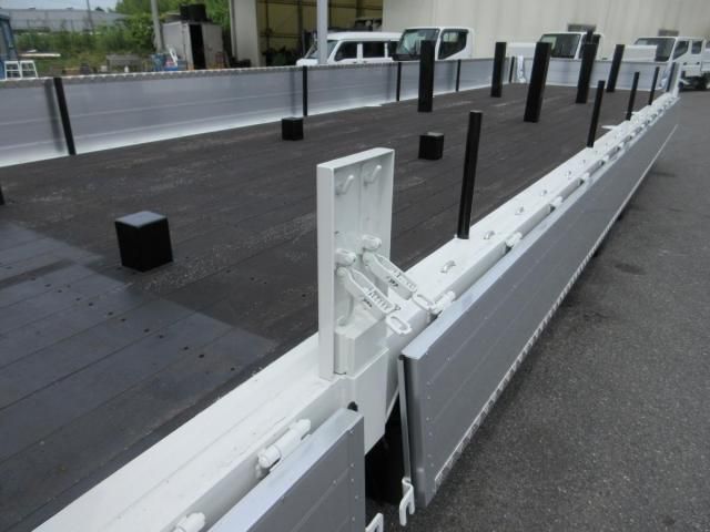Mitsubishi GREAT 2026-03 7710498-28