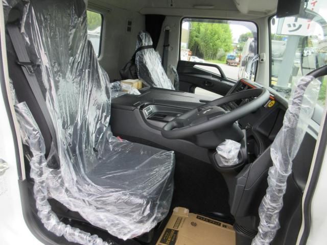 Mitsubishi GREAT 2026-03 7710498-6