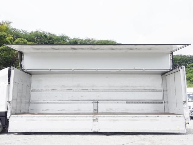 Mitsubishi GREAT 2015-11 7710526-17