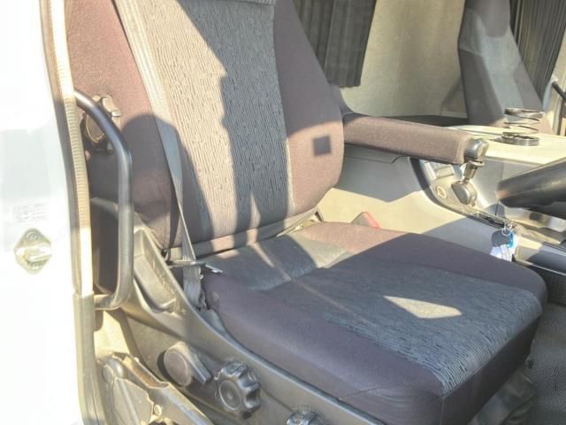 Mitsubishi GREAT 2021-06 7710508-18