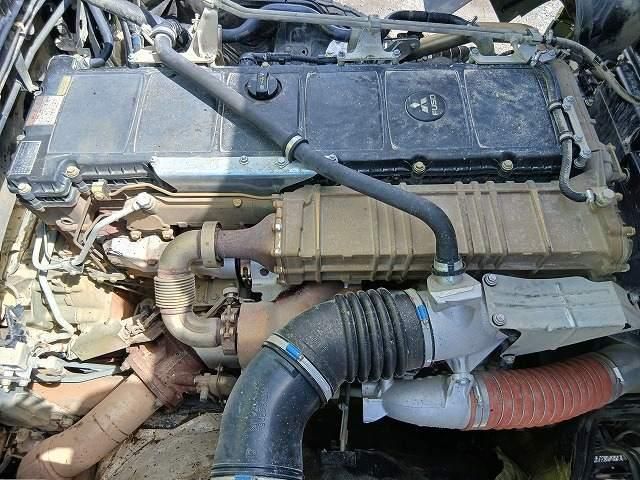 Mitsubishi GREAT 2014-05 7737894-19