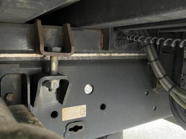 Mitsubishi GREAT 2022-11 7737892-10