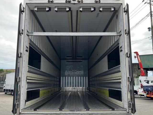 Mitsubishi GREAT 2022-11 7737892-7