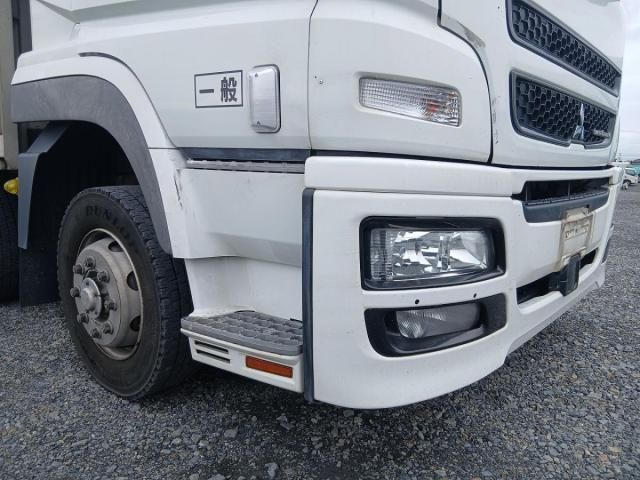 Mitsubishi GREAT 2017-08 7737895-8