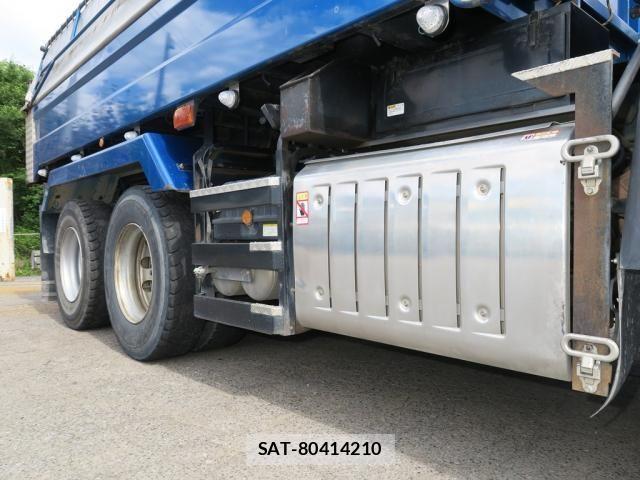 Mitsubishi GREAT 2021-11 7789578-16