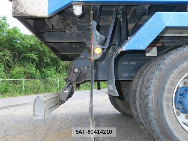 Mitsubishi GREAT 2021-11 7789578-18