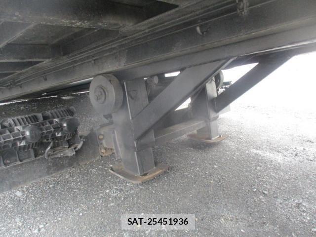 Mitsubishi GREAT 2014-10 7789577-22