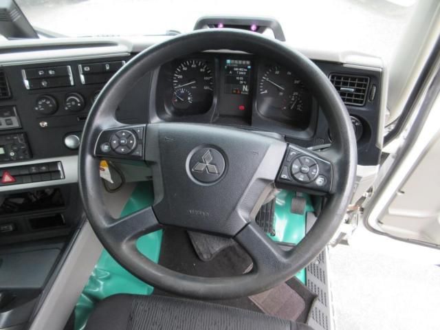 Mitsubishi GREAT 2018-04 7864790-9