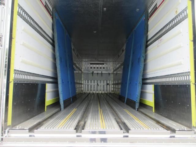 Mitsubishi GREAT 2018-04 7864790-16