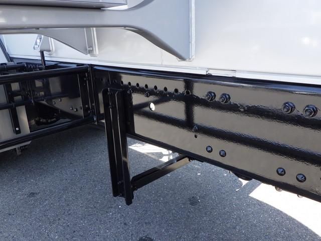 Mitsubishi GREAT 2026-02 7864788-16