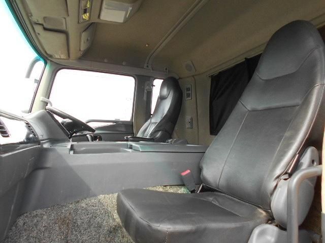 Mitsubishi GREAT 2012-01 7864791-15