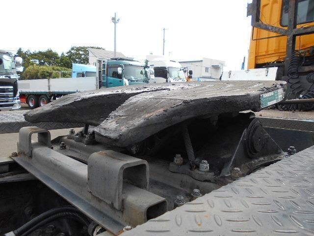 Mitsubishi GREAT 2012-01 7864791-8