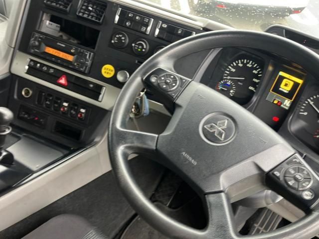 Mitsubishi GREAT 2022-06 7864789-19