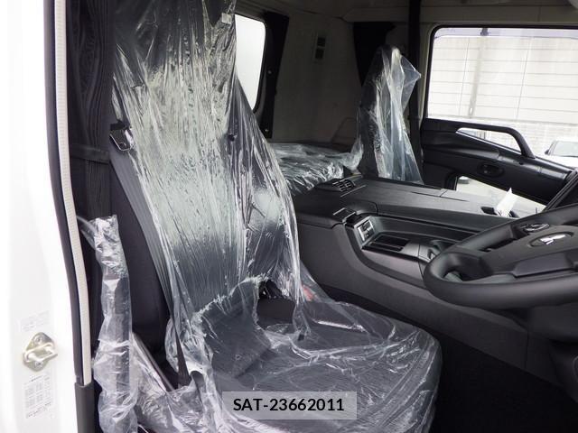 Mitsubishi GREAT 2026-03 7903470-21