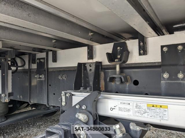 Mitsubishi GREAT 2024-09 7963960-17