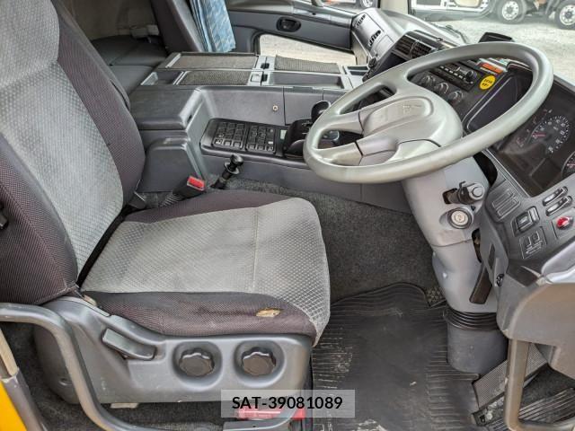 Mitsubishi GREAT 2012-07 7963966-26